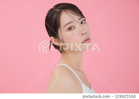 美女圖片:年輕女子肖像 美女圖片:年輕女子肖像 129825508