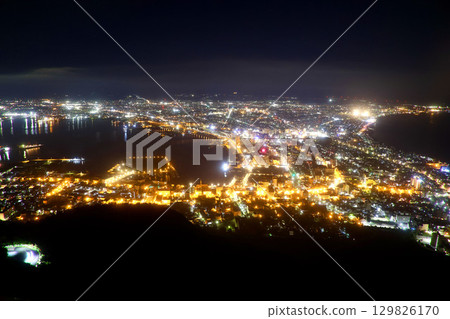 Night view from Mount Hakodate (Hakodate, Hokkaido) Night view from Mount Hakodate (Hakodate, Hokkaido) 129826170