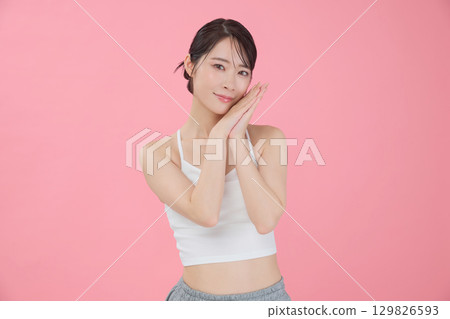 美女圖片:年輕女子肖像 美女圖片:年輕女子肖像 129826593