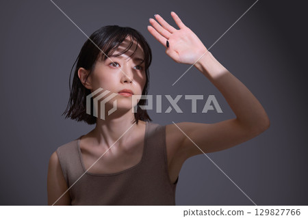 美女圖片:年輕女子肖像 美女圖片:年輕女子肖像 129827766
