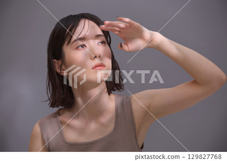 美女圖片：年輕女子肖像 129827768