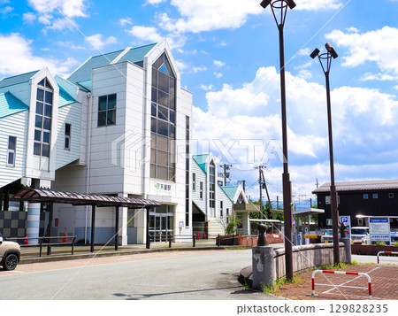 The west exit of Tendo Station under a refreshing blue sky, Tendo City, Yamagata Prefecture The west exit of Tendo Station under a refreshing blue sky, Tendo City, Yamagata Prefecture 129828235