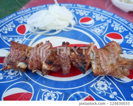 烏茲別克傳統菜餚 Shashlik（烤肉串） 129830035