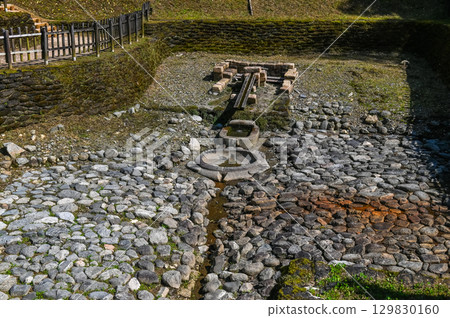 明日香村的龜形石頭建築-古代儀式遺跡 明日香村的龜形石頭建築-古代儀式遺跡 129830160