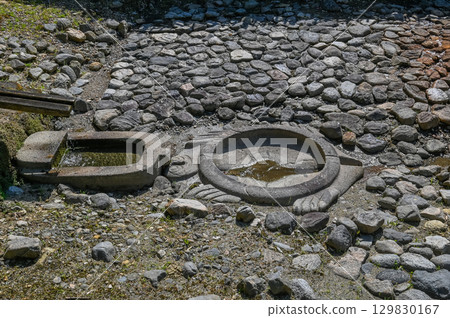 明日香村的龜形石頭建築-古代儀式遺跡 明日香村的龜形石頭建築-古代儀式遺跡 129830167