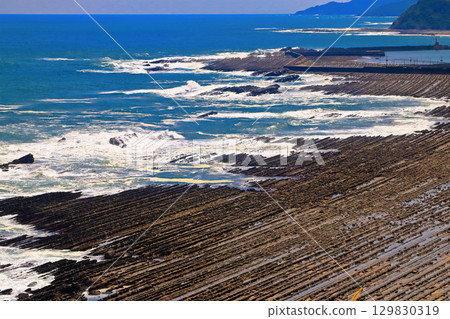 [Miyazaki Prefecture] Washboard (Demon's Washboard) on the Nichinan Coast seen from the roadside station Phoenix Observatory 129830319
