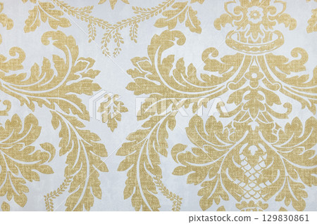 Luxurious Gold Damask Baroque Floral Pattern on White Background, Ornate Wallpaper Texture 129830861