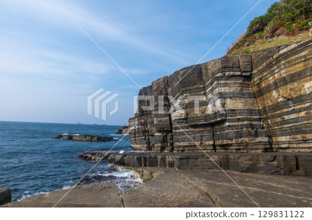 Susa Hornfels - A geological heritage and spectacular scenery along the Sea of Japan coast Susa Hornfels - A geological heritage and spectacular scenery along the Sea of Japan coast 129831122