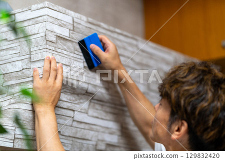 裝修、DIY、室內裝修、恐龍板、印刷裝飾膜安裝、角落清潔器、角落處理 129832420