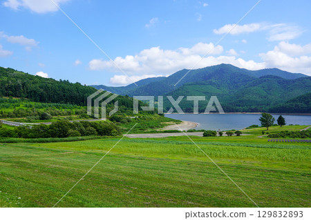 Scenery near Lake Kanayama Lavender Garden (Minamifurano Town) Scenery near Lake Kanayama Lavender Garden (Minamifurano Town) 129832893