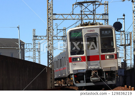 [TS] Tobu Daishi Line 10050 series train (one-man operation: Nishiarai ⇔ Daishimae) 129836219