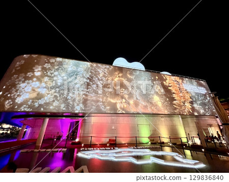 The illuminated Belgian Pavilion at the Osaka-Kansai Expo 2025 129836840