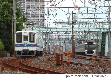 Tobu Daishi Line 8000 series outbound train (last train bound for Kita-Kasukabe) on the Tobu Skytree Line 129840242