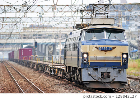 Tokaido Main Line Hiratsuka JR Freight EF66-27 (Suita) Tokaido Main Line Hiratsuka JR Freight EF66-27 (Suita) 129842127