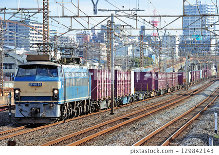 Tokaido Line Sagami Freight JR Freight EF66-26 (Suita) Tokaido Line Sagami Freight JR Freight EF66-26 (Suita) 129842143