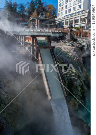 草津溫泉的象徵－湯畑風景 129849604