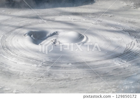 Art of the Earth - Beppu Bozu Jigoku 129850172