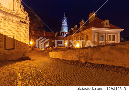 Night view with tower, Cesky Krumlov, Czech Republic 129850843