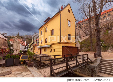 Yellow house and footbridge, Cesky Krumlov, Czech Republic 129850854