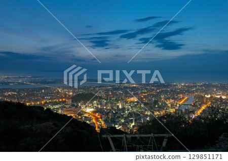 [從眉山展望台眺望德島市全景] 德島縣德島市眉山町毛助原 129851171