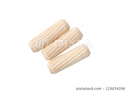 透明背景上的木釘（png） 129854206
