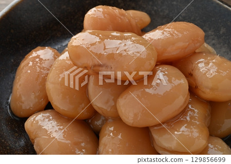 Sweet boiled white flower beans Sweet boiled white flower beans 129856699