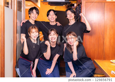 Portrait of staff working at an izakaya Portrait of staff working at an izakaya 129856791