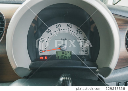 meter, vehicle, automobile 129858836