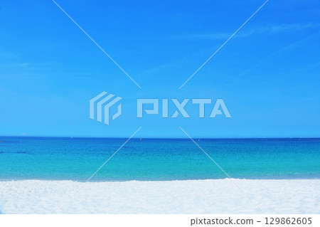 Wakayama Prefecture Nanki Shirahama with blue sky and blue sea Wakayama Prefecture Nanki Shirahama with blue sky and blue sea 129862605
