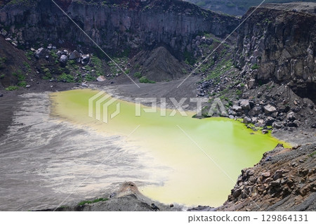 Aso Nakadake crater Aso Nakadake crater 129864131