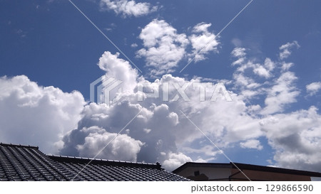 Summer blue sky and white clouds Summer blue sky and white clouds 129866590