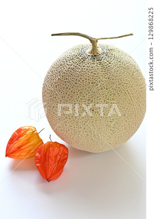 香甜可口的甜瓜（產自熊本縣）和酸漿果 129868225