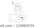 一位戴著眼鏡、拿著筆記型電腦的女士的插圖 129869534
