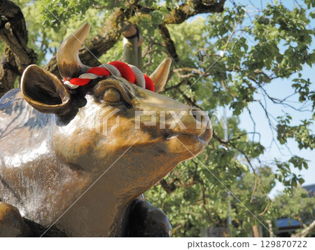 Dazaifu Cow 129870722