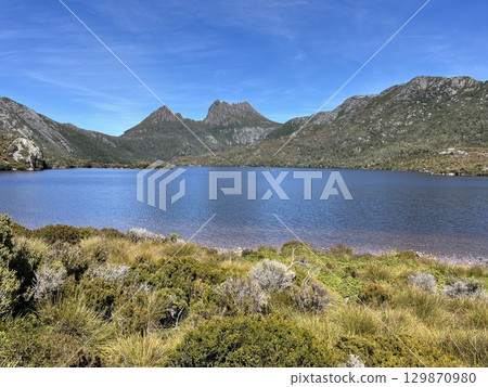 Dove Lake, Cradle Mountain National Park, Tasmania, Australia 129870980