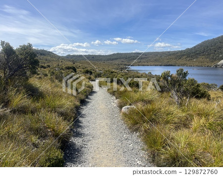 Dove Lake, Cradle Mountain National Park, Tasmania, Australia Dove Lake, Cradle Mountain National Park, Tasmania, Australia 129872760