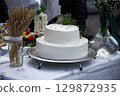 Big white beautiful wedding cake 129872935