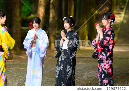 Women and girls wearing yukata Women and girls wearing yukata 129873622
