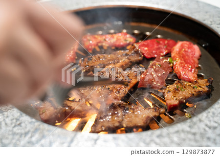 beef barbecue food cuisine restaurant Grilled beef BBQ beef roasted meat 129873877