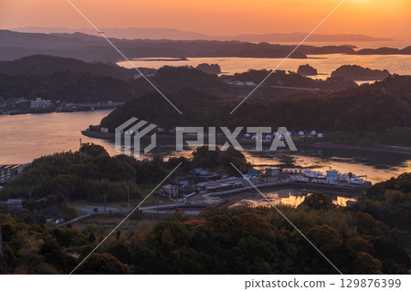 熊本縣:松島、天草的日落和高舞山的登山風景 熊本縣:松島、天草的日落和高舞山的登山風景 129876399