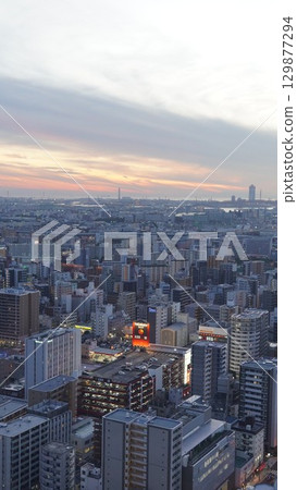 日本大阪城市夜景 129877294