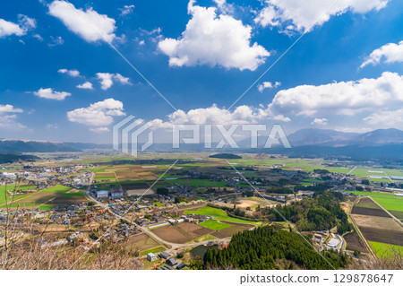 Kumamoto Prefecture: Blue skies and the rural landscape of Aso Valley, Takoyama Observatory 129878647