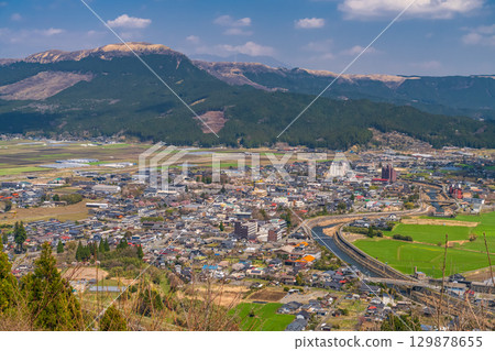 Kumamoto Prefecture: Blue skies and the rural landscape of Aso Valley, Takoyama Observatory Kumamoto Prefecture: Blue skies and the rural landscape of Aso Valley, Takoyama Observatory 129878655
