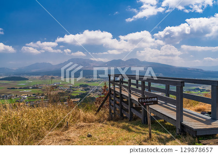 Kumamoto Prefecture: Blue skies and the rural landscape of Aso Valley, Takoyama Observatory 129878657