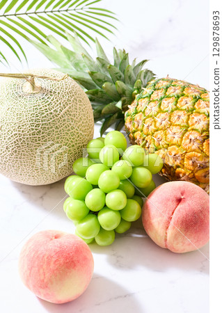 各種夏季水果 129878693