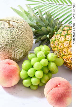 各種夏季水果 129878700