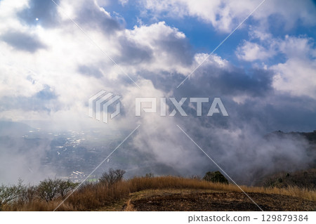 Kumamoto Prefecture: Morning rural scenery of Aso Valley, Kabuto Rock Observatory 129879384