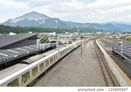 鐵路私人鐵路：西武鐵道池袋線Laview秩父34號 129880897