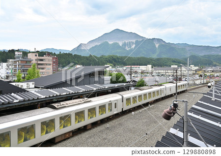 鐵路私人鐵路：西武鐵道池袋線Laview秩父34號 129880898