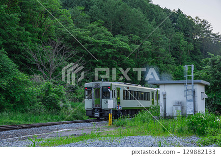 JR信濃川上站有列車運行 129882133